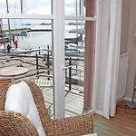 Meerblick Lemkenhafen Hotel