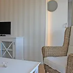 Meerblick Lemkenhafen Hotel