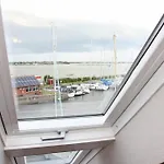 Meerblick Lemkenhafen Hotel Fehmarn