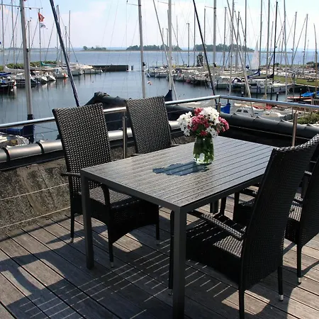 Hotel Meerblick Lemkenhafen