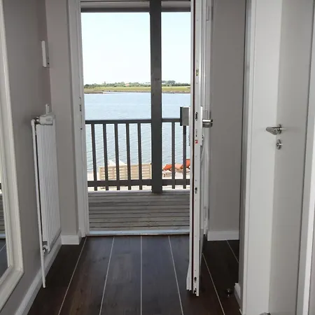 Meerblick Lemkenhafen Hotel 3*